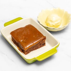 STICKY TOFFEE PUDDING SERVED WITH VANILLA ICE CREAM